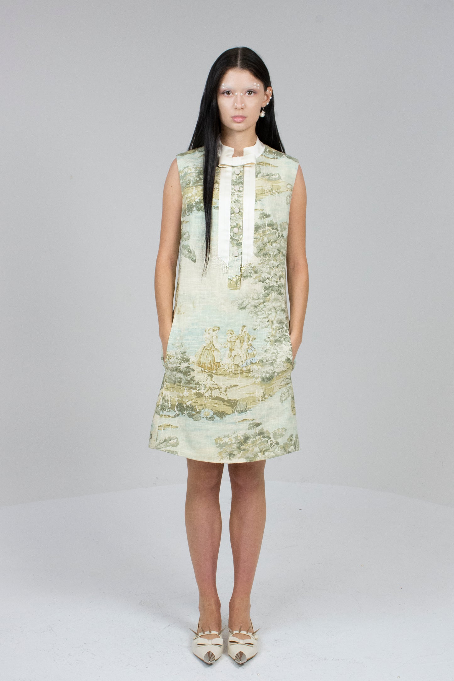 silk and woll bow dress