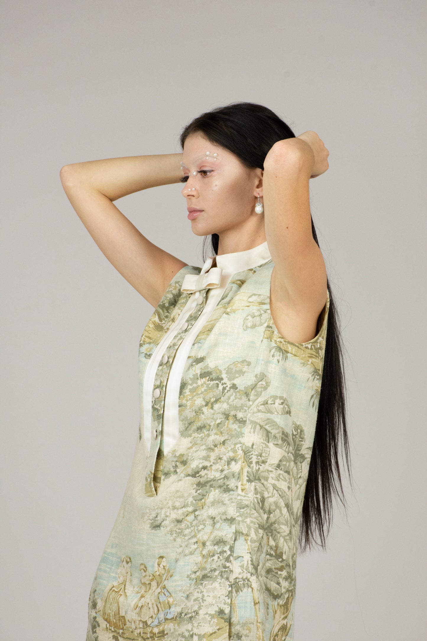 silk and woll bow dress