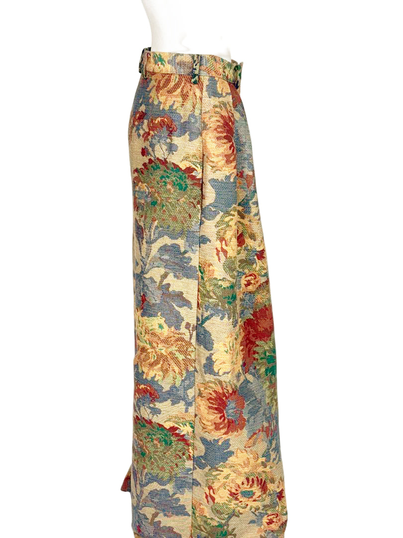 Brocado pleaded oversize pants