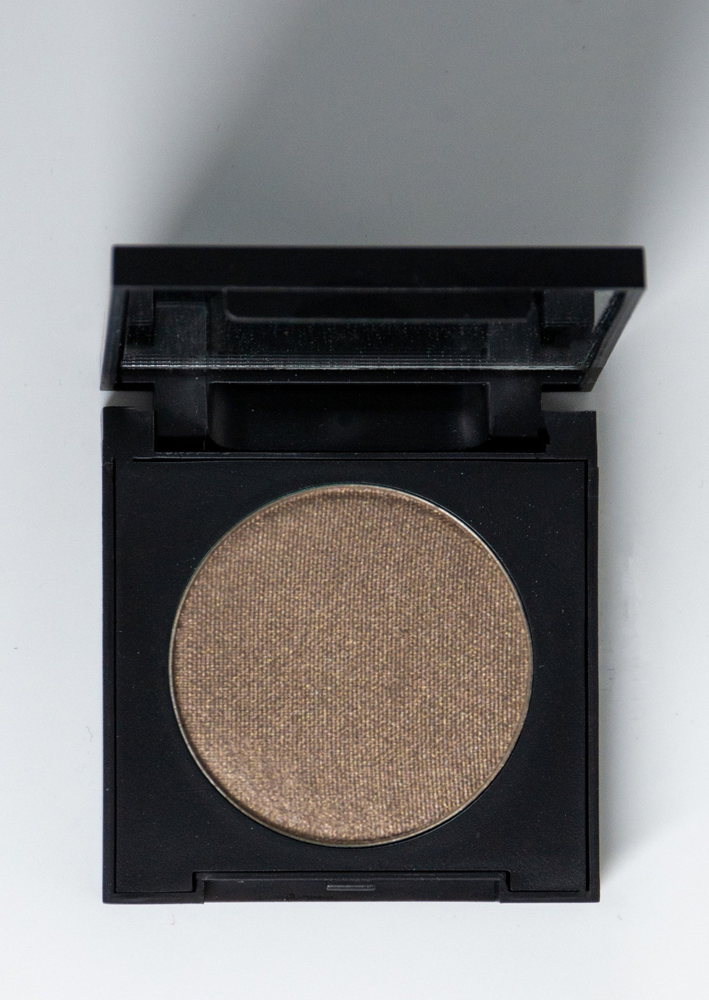 Victor de Souza Eye Shadow Deigh