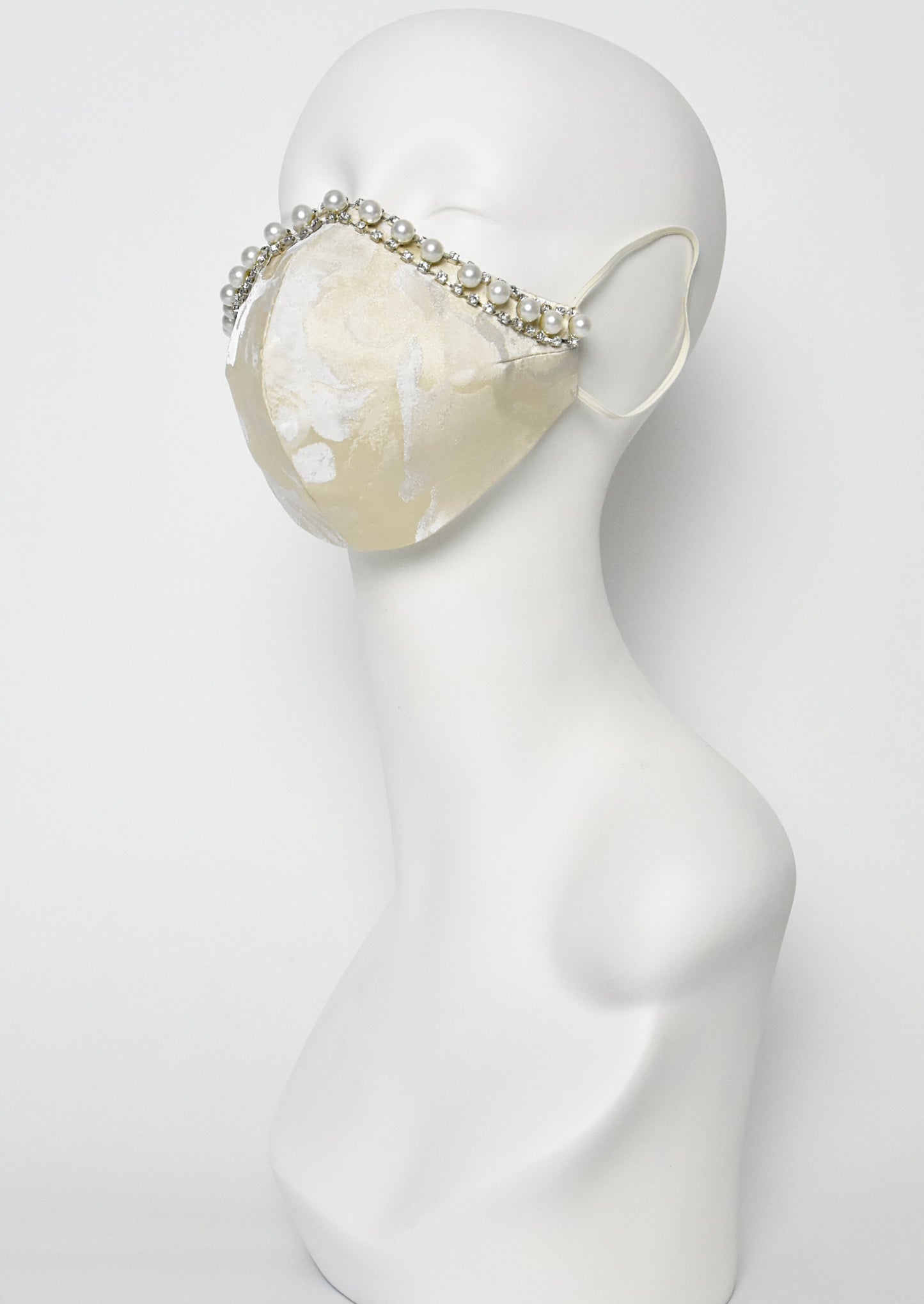 Victor dE Souza Mask in Royal