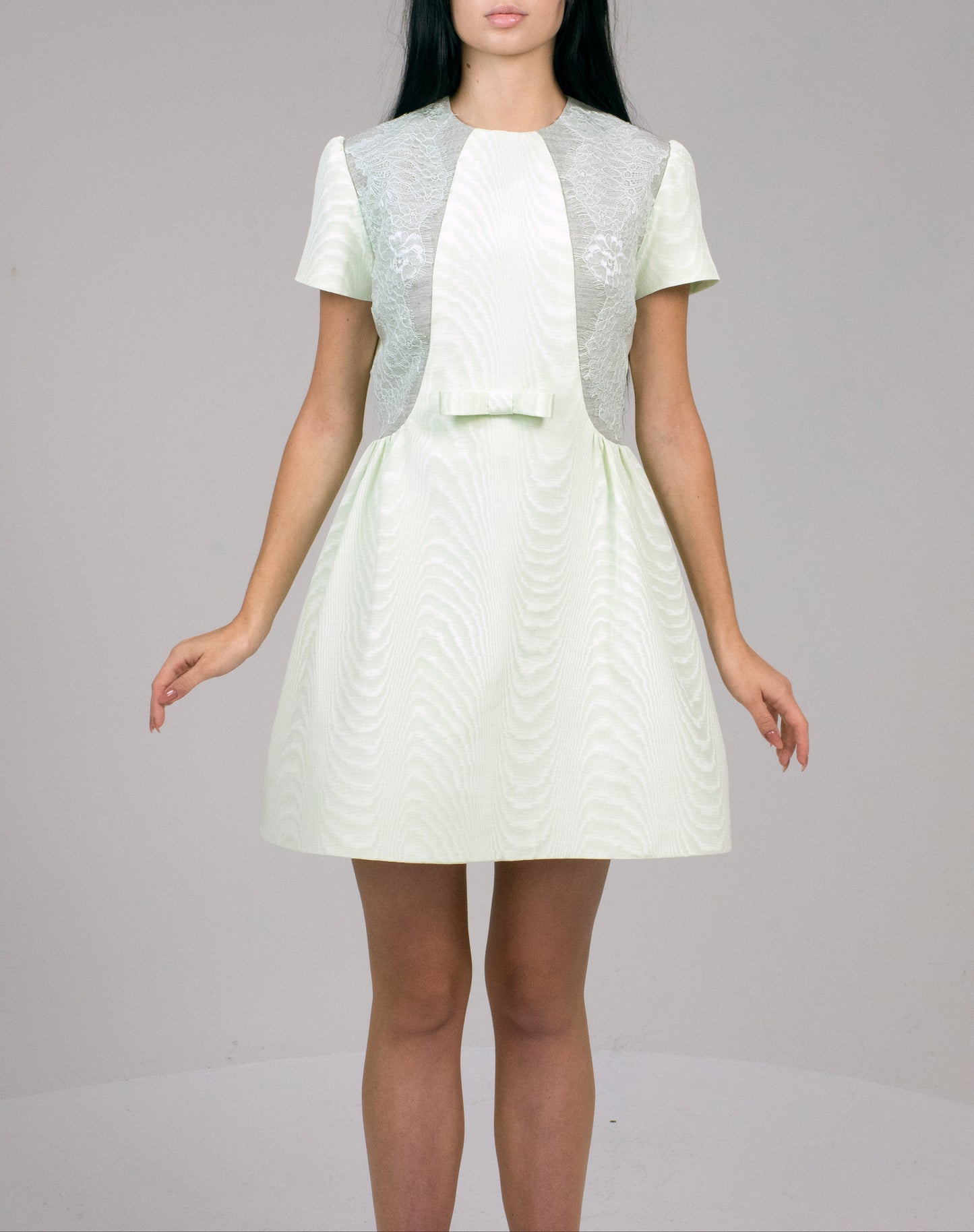 Cape and mini dress in silk moire