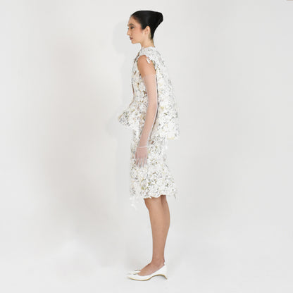 Hand embroidery cape hourglass suit