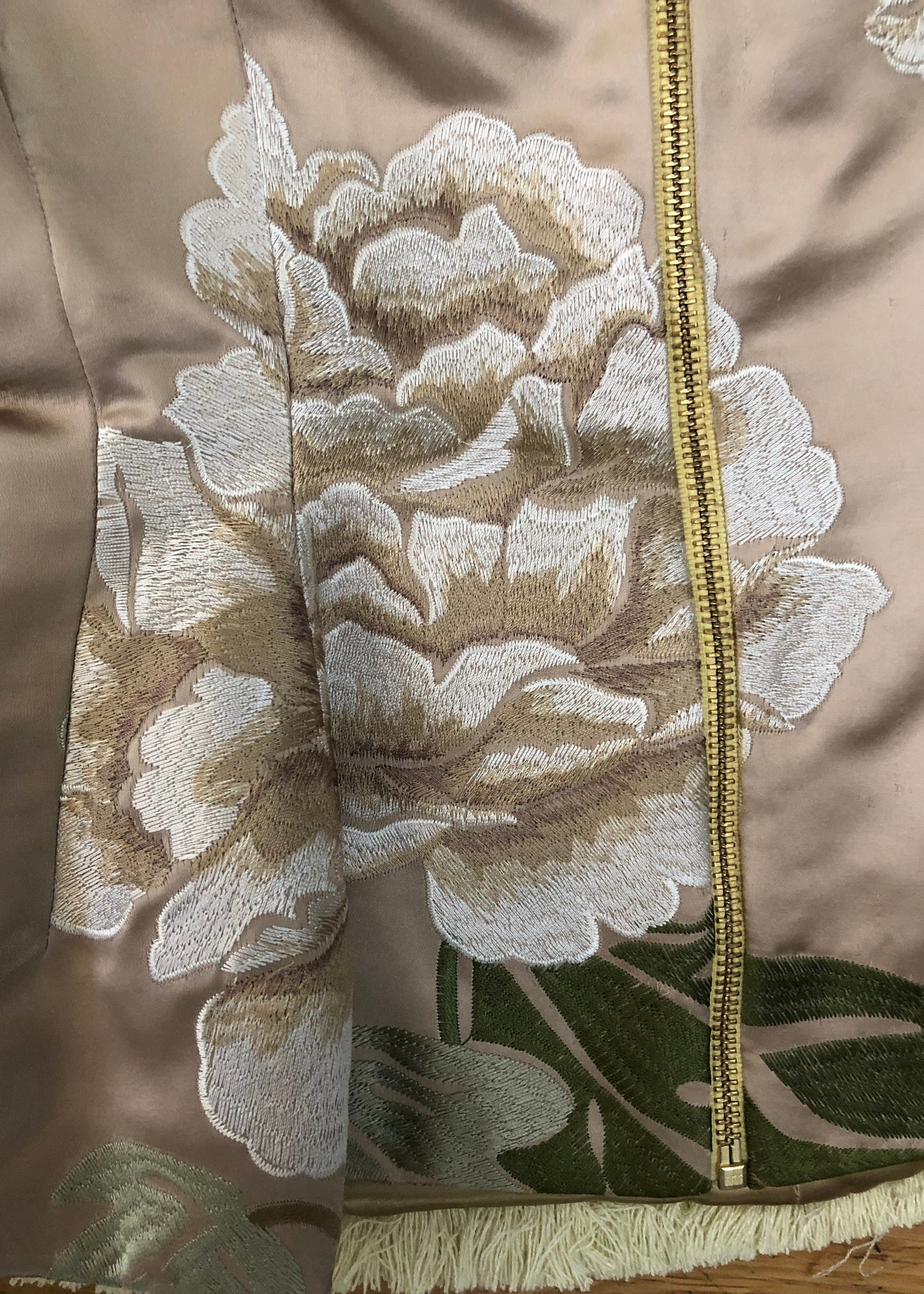 Silk satin embroidery fitted jacket