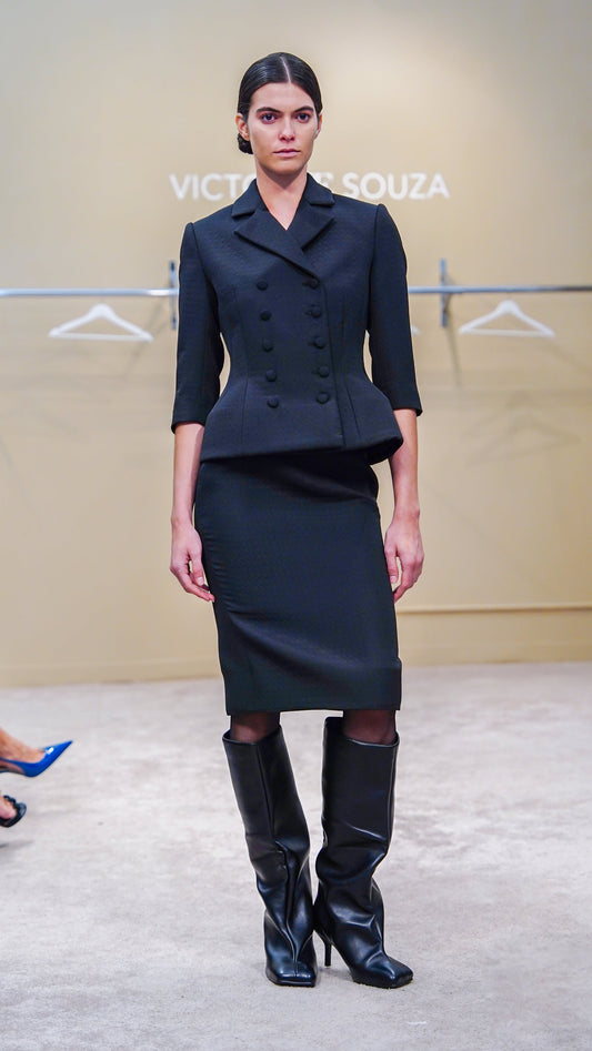 Hourglass classic jacket "as seen in Just like that "Nicole Ari Parker"