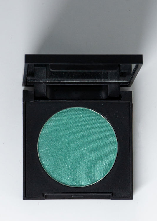 Victor de Souza Eye Shadow Welkin